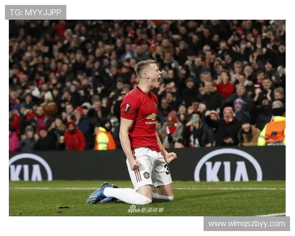 赫韦德斯谈施洛特贝克走出舒适区并期待沙尔克重返德甲规划未来发展